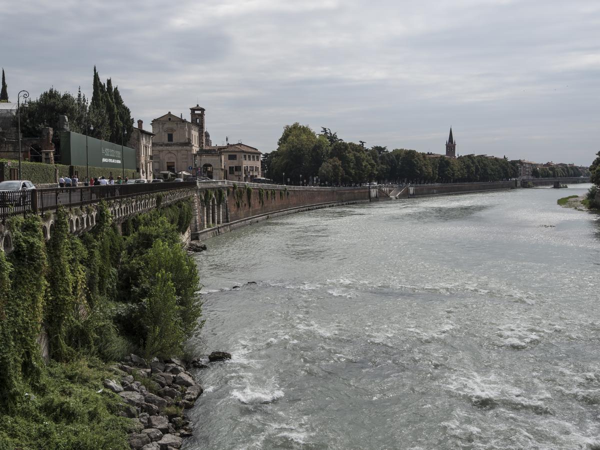 Italianflat - Le Quattro Stagioni Apartment Verona Bagian luar foto